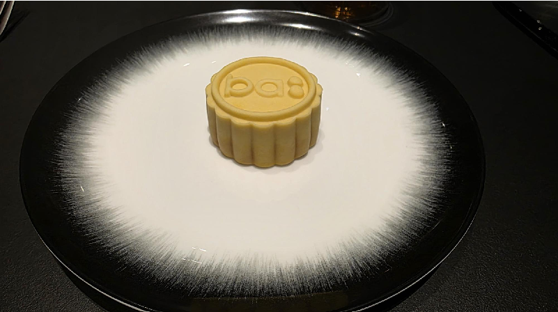 Ba Restaurant_mooncake | Food and Wine Magazine