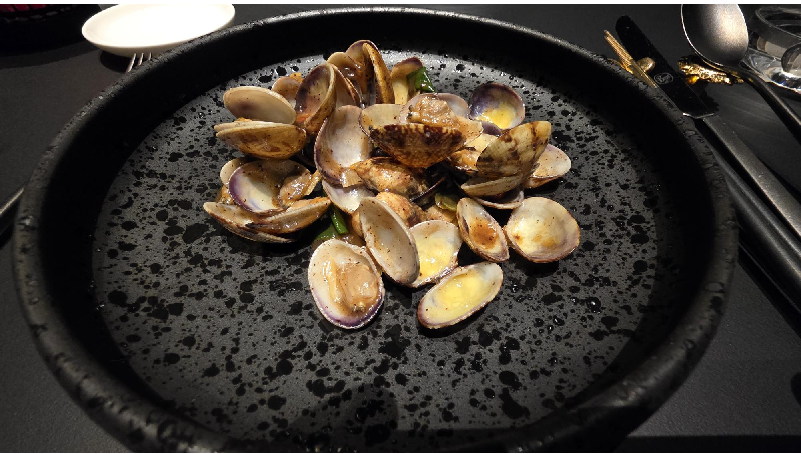 Ba Restaurant_vongole E Douchi | Food and Wine Magazine